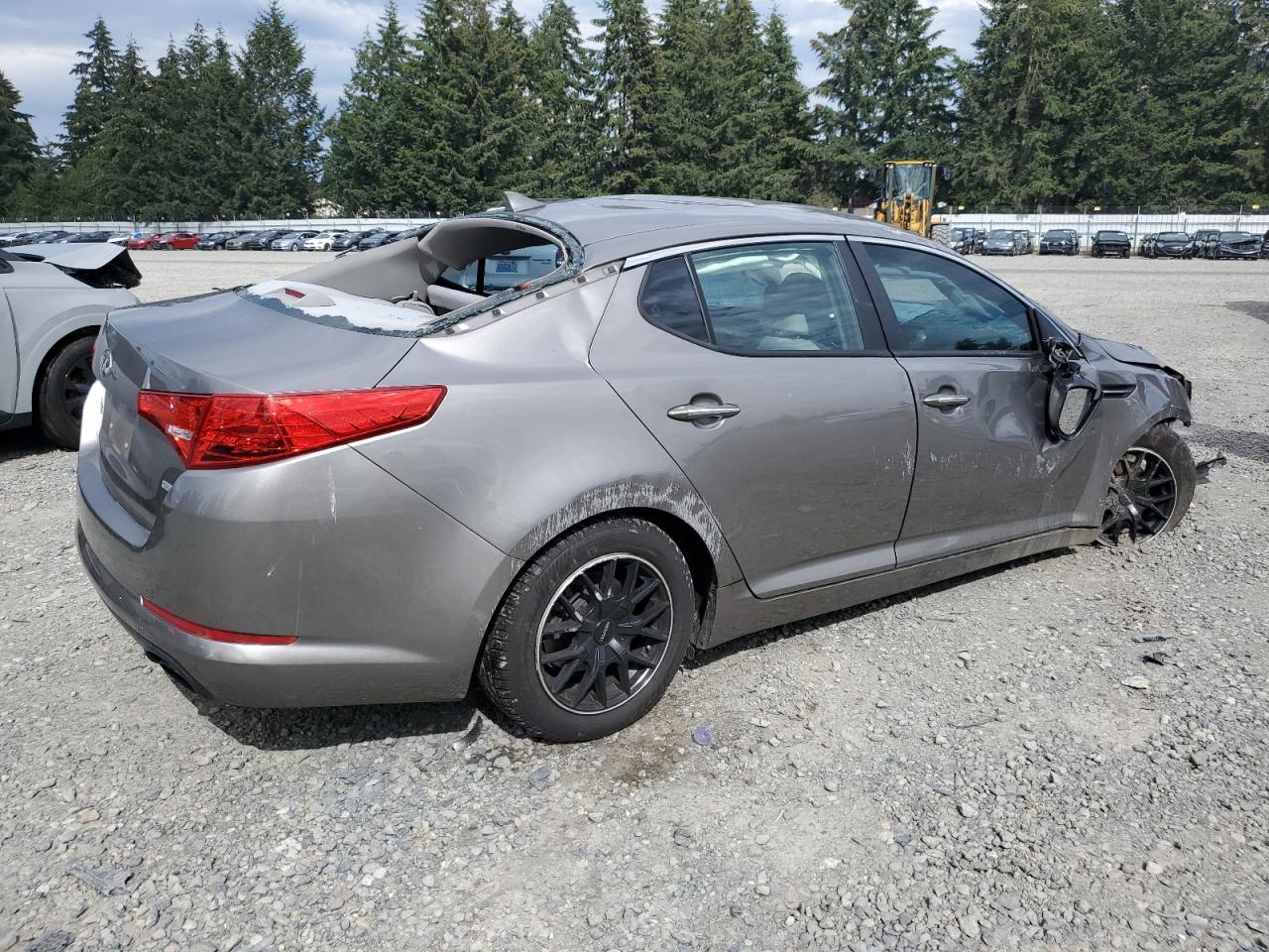 VIN 5XXGM4A73DG186885 2013 KIA OPTIMA no.3