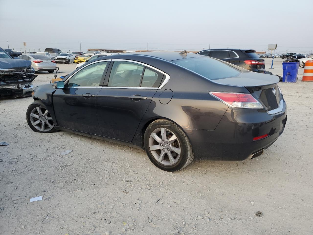 19UUA8F52DA007565 2013 Acura Tl Tech