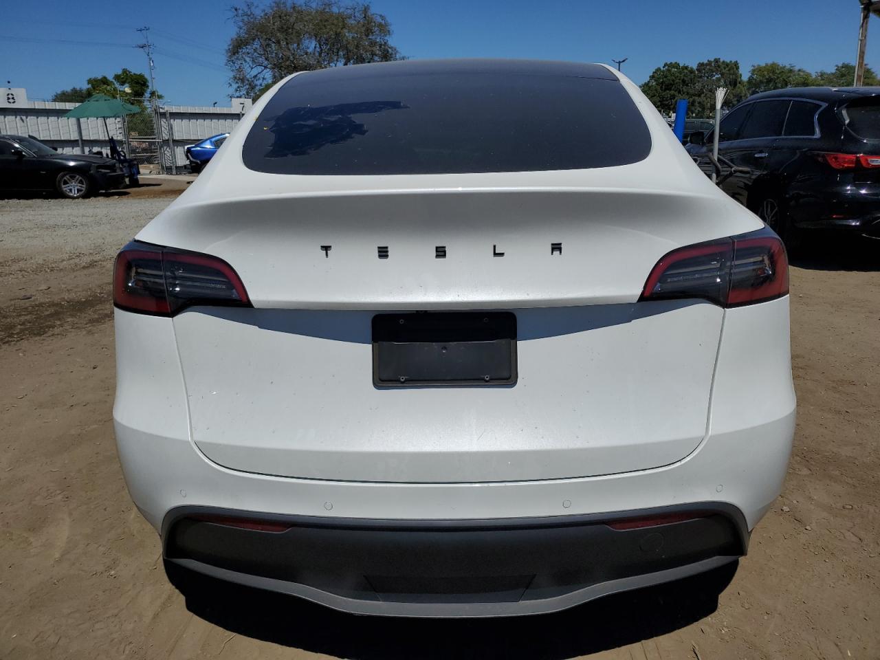 2021 Tesla Model Y VIN: 5YJYGAEE8MF143648 Lot: 68111254