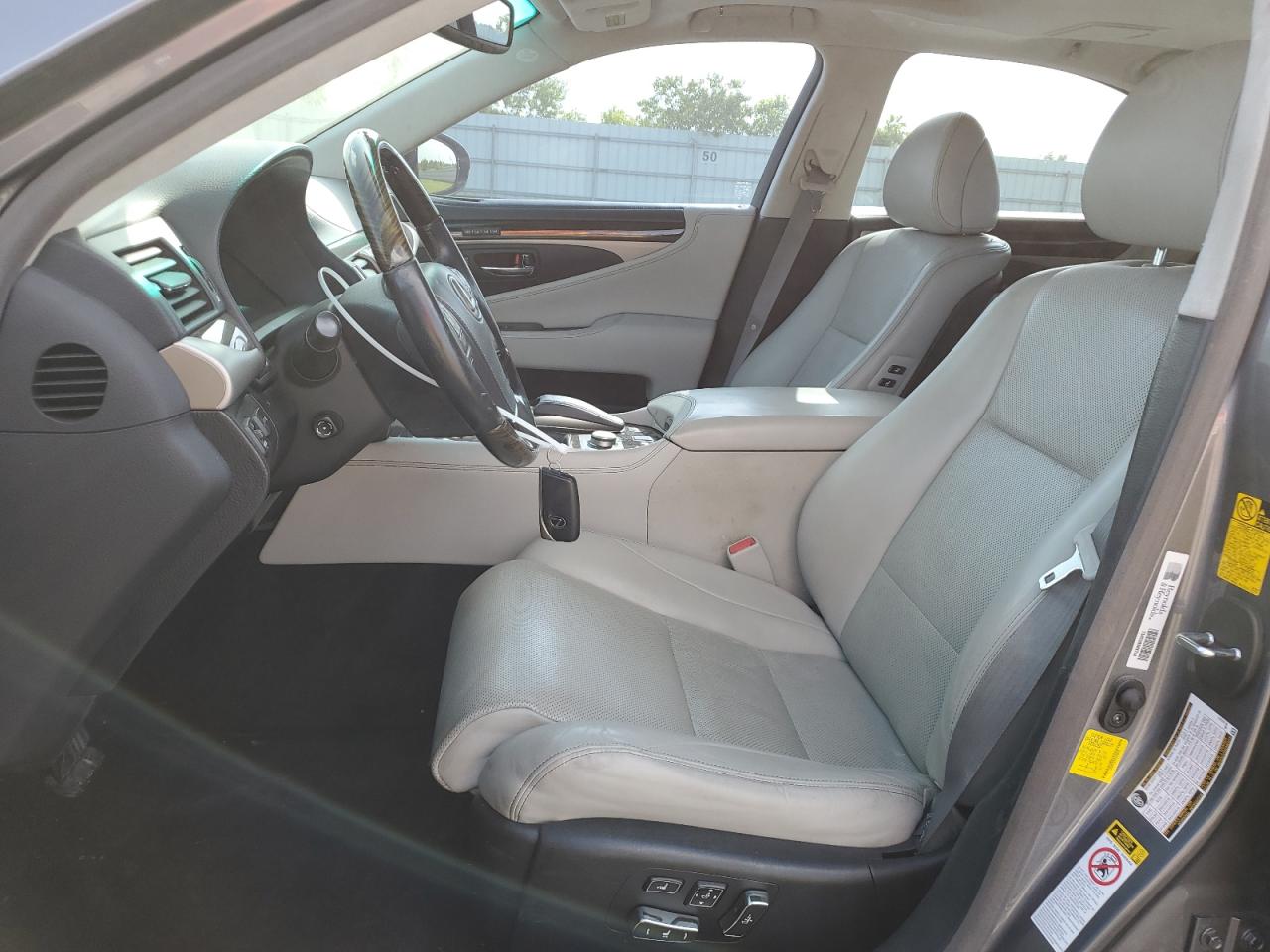 2013 Lexus Ls 460 VIN: JTHBL5EF8D5120615 Lot: 63253974