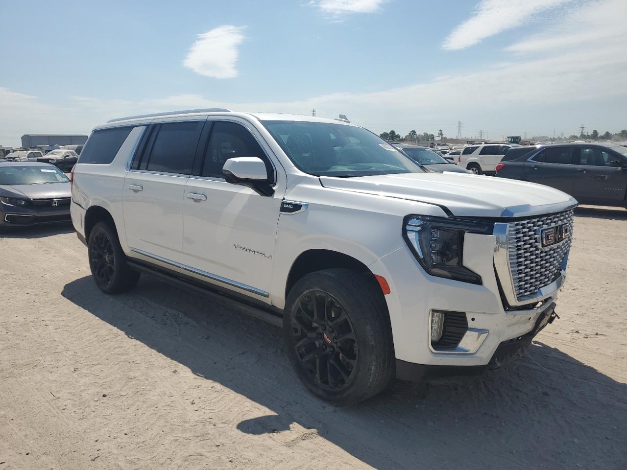 2022 GMC Yukon Xl Denali VIN: 1GKS2JKL5NR326464 Lot: 68037844