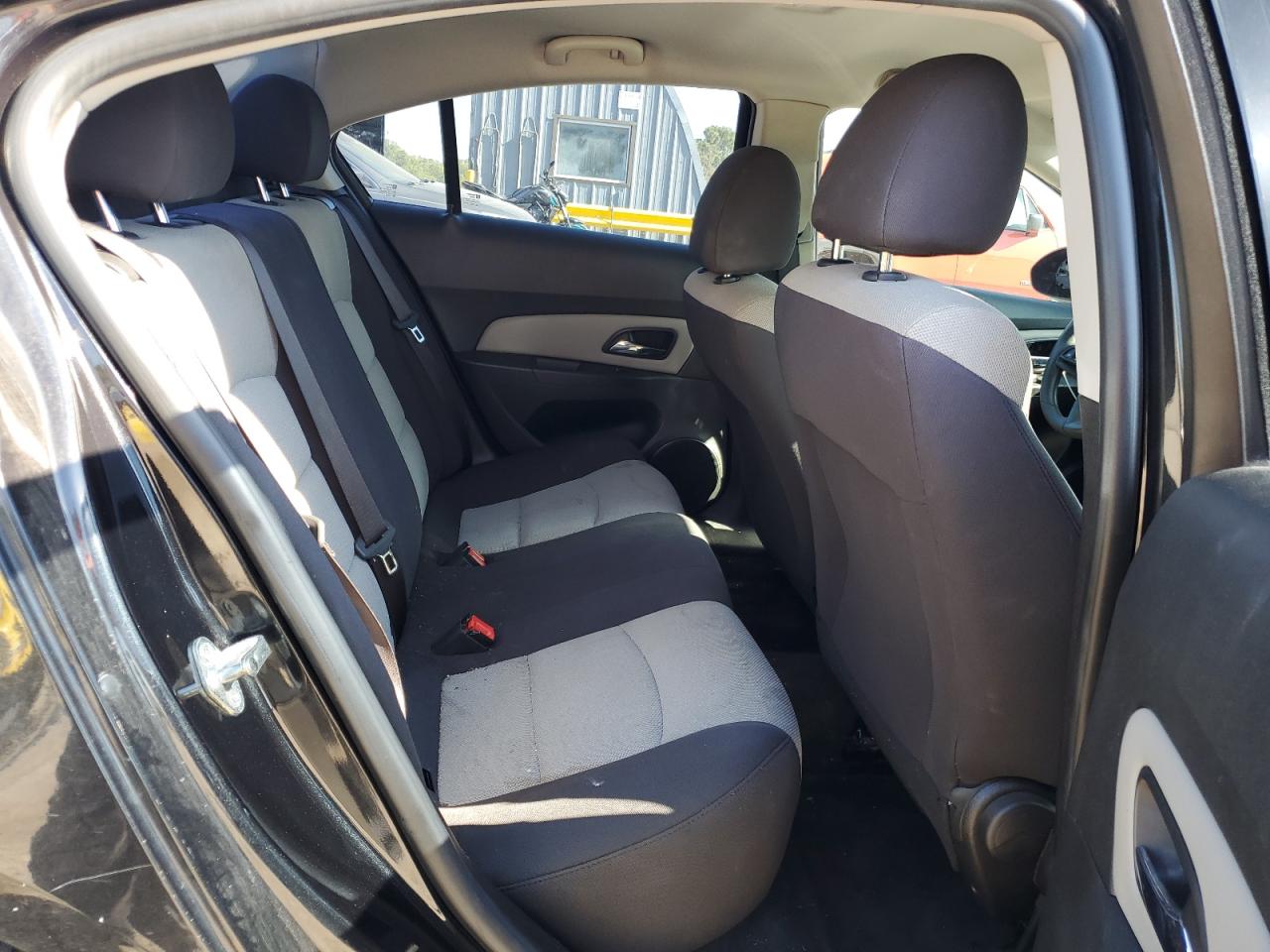 2015 Chevrolet Cruze - Image 10