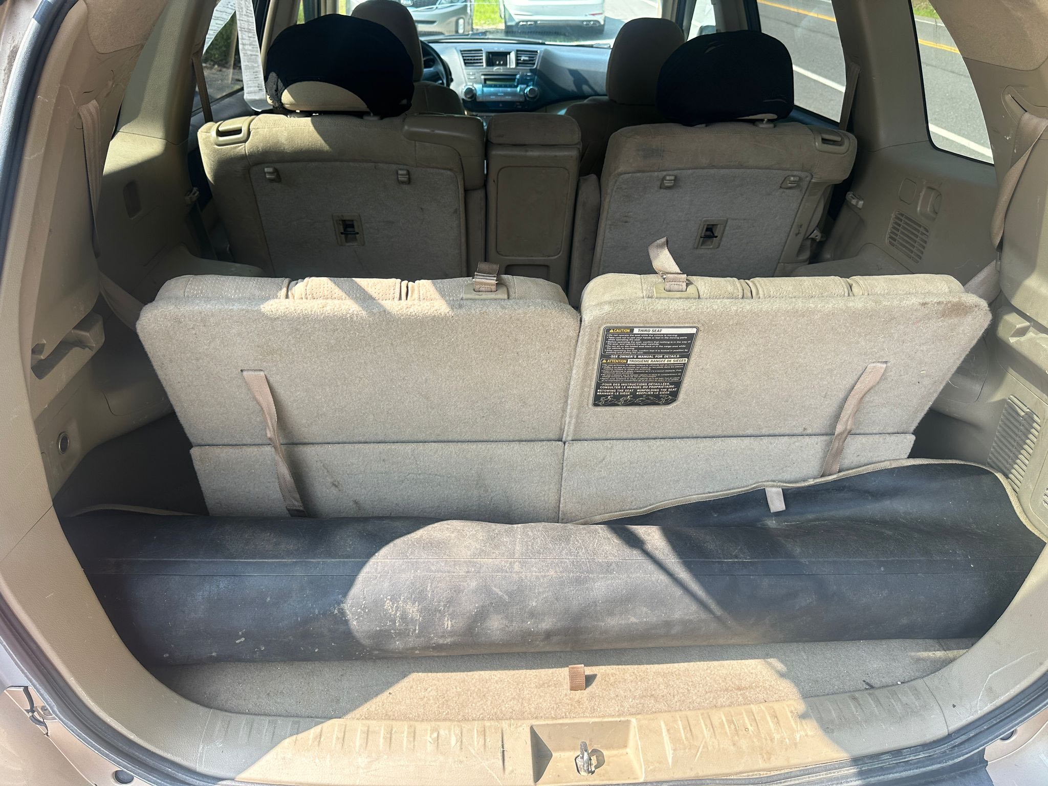 5TDBK3EH7BS047061 2011 Toyota Highlander Base