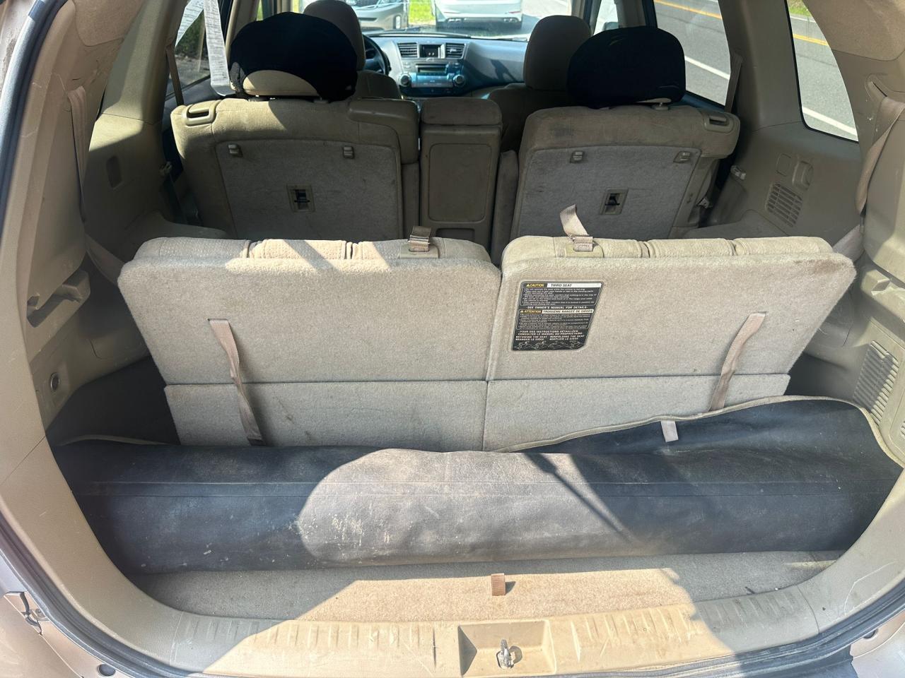 2011 Toyota Highlander Base VIN: 5TDBK3EH7BS047061 Lot: 65895844