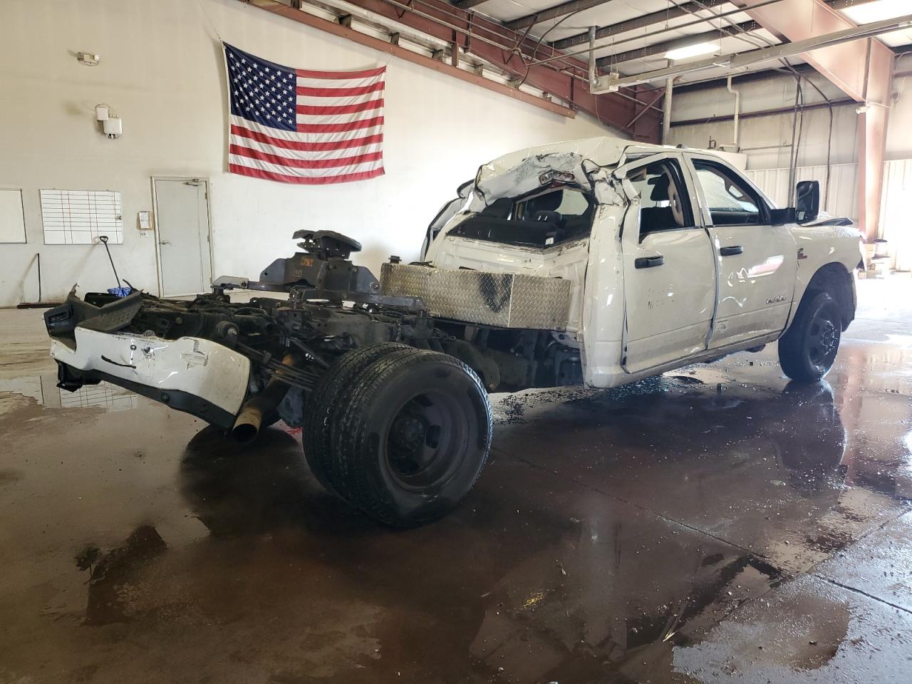 2020 RAM 3500 - Image 3