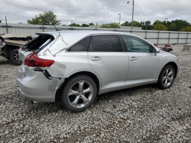  TOYOTA VENZA 2013 Серебристый