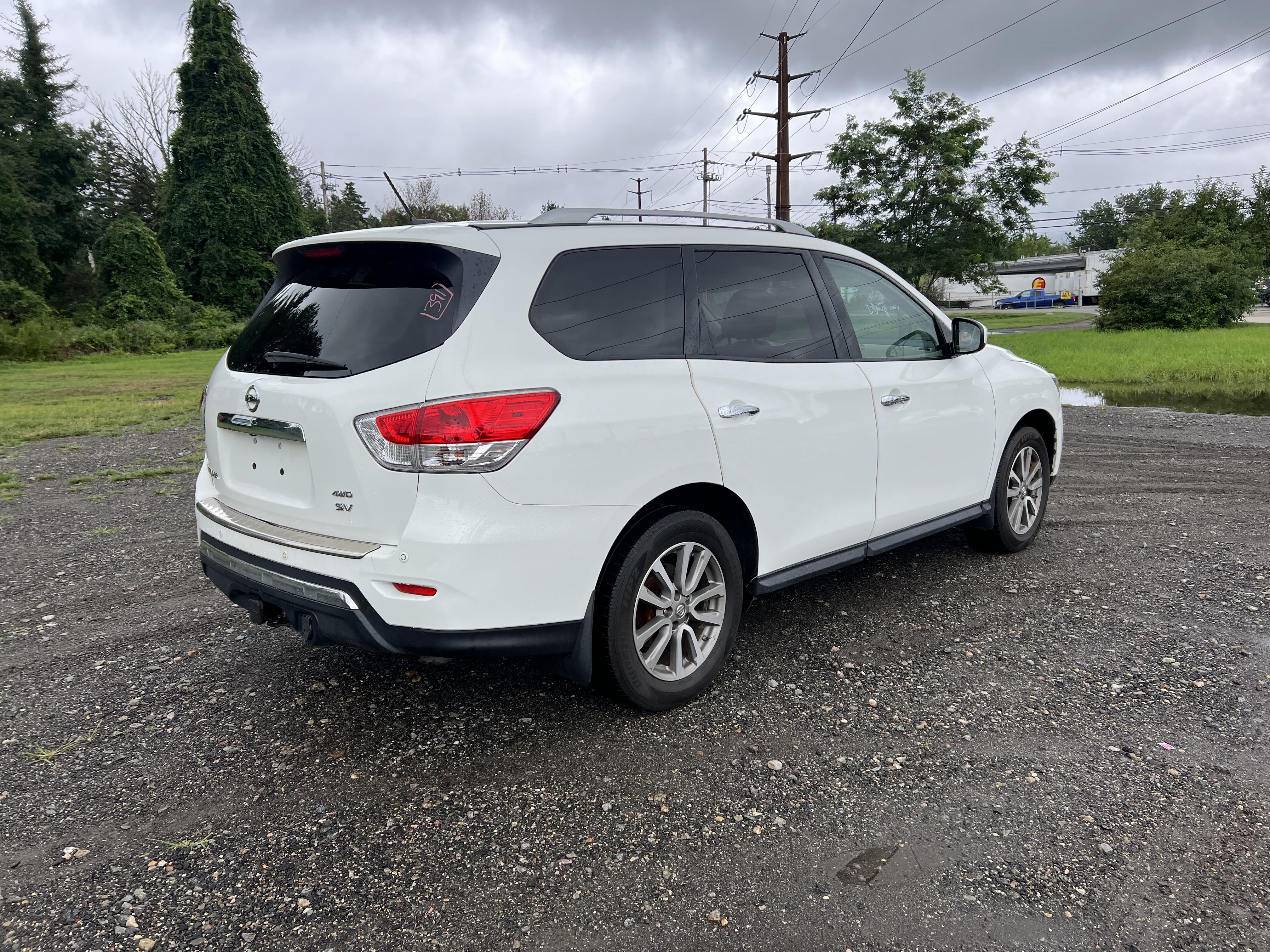 2016 Nissan Pathfinder S vin: 5N1AR2MM8GC620490