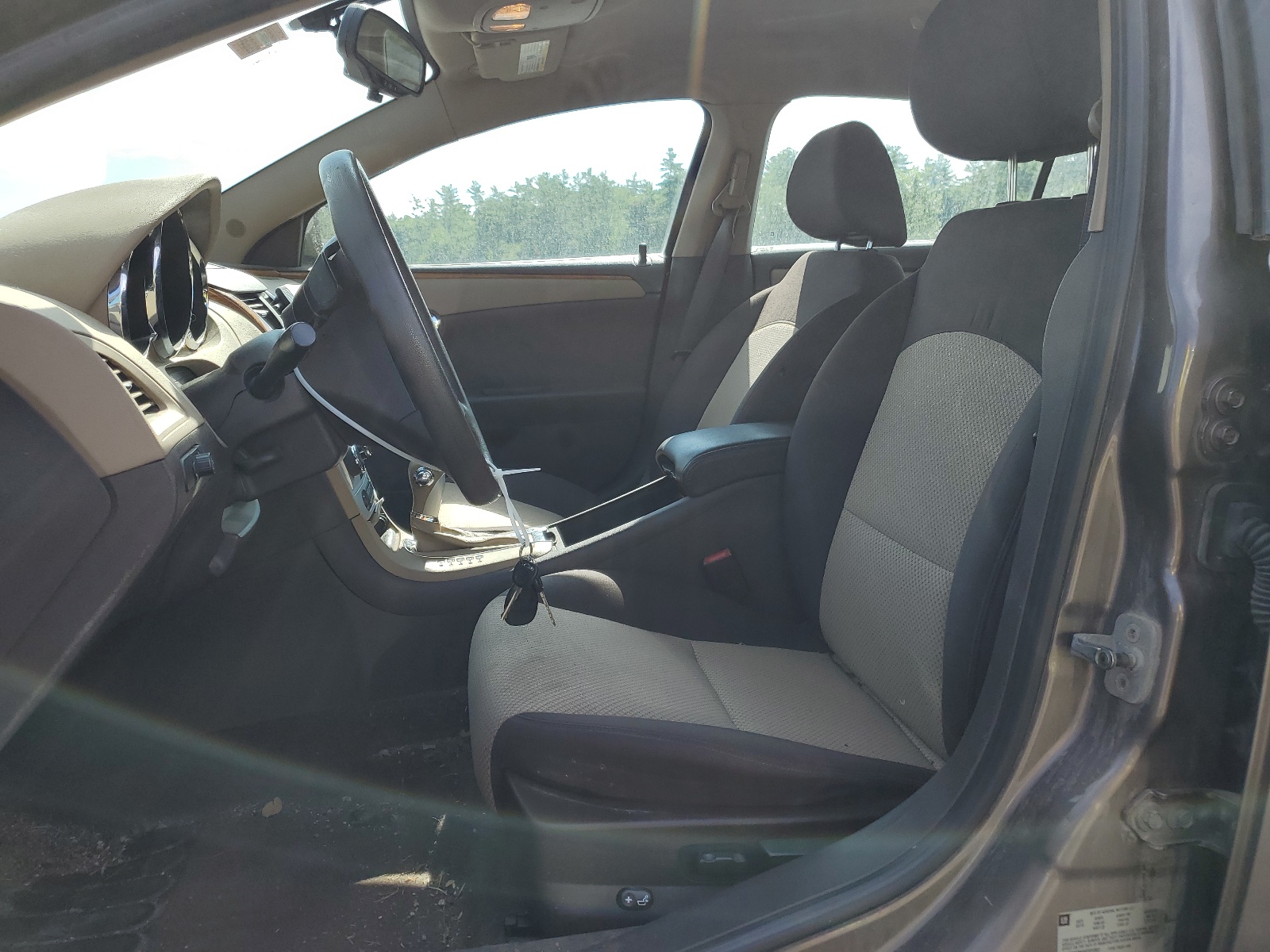 1G1ZC5EB6AF221891 2010 Chevrolet Malibu 1Lt