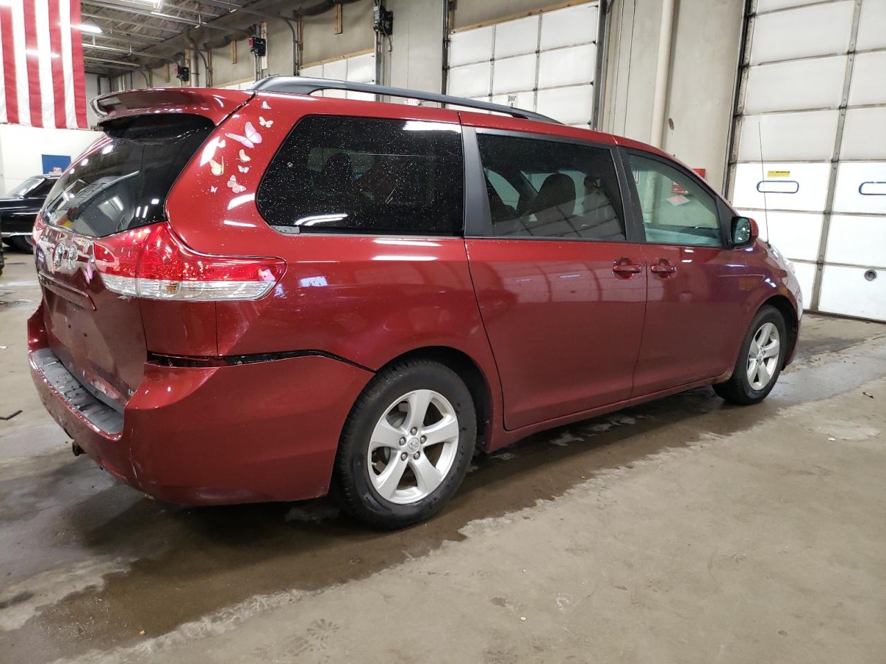2012 Toyota Sienna - Image 3