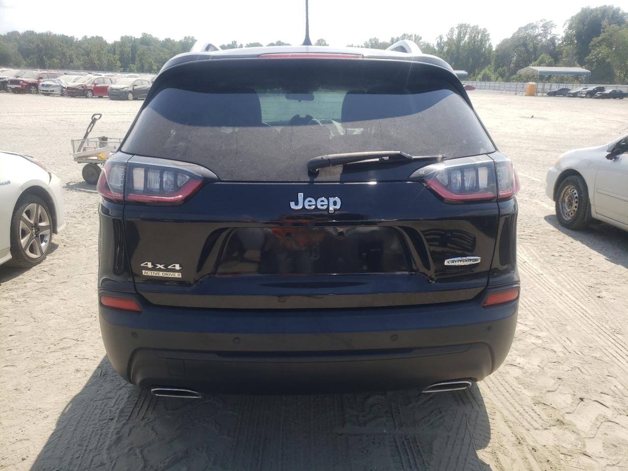 2019 Jeep Cherokee Latitude Plus VIN: 1C4PJMLX4KD467865 Lot: 69797244