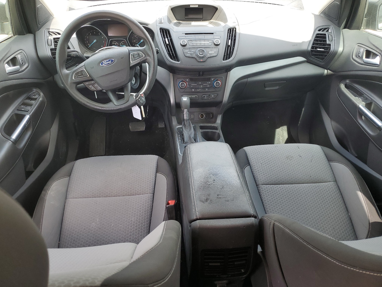 1FMCU0GD6HUA13684 2017 Ford Escape Se