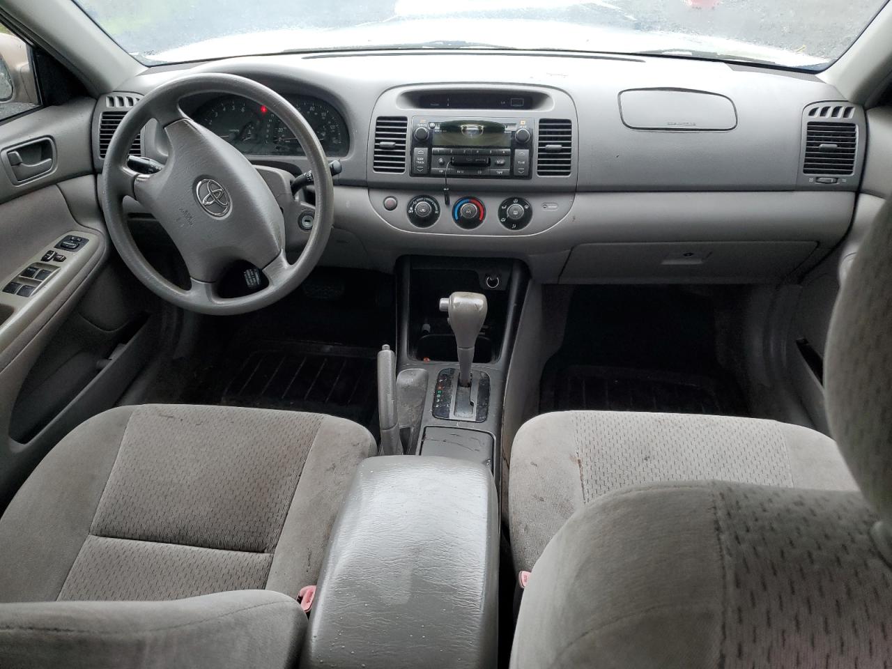 2004 Toyota Camry Le VIN: 4T1BF30K34U572832 Lot: 66716924