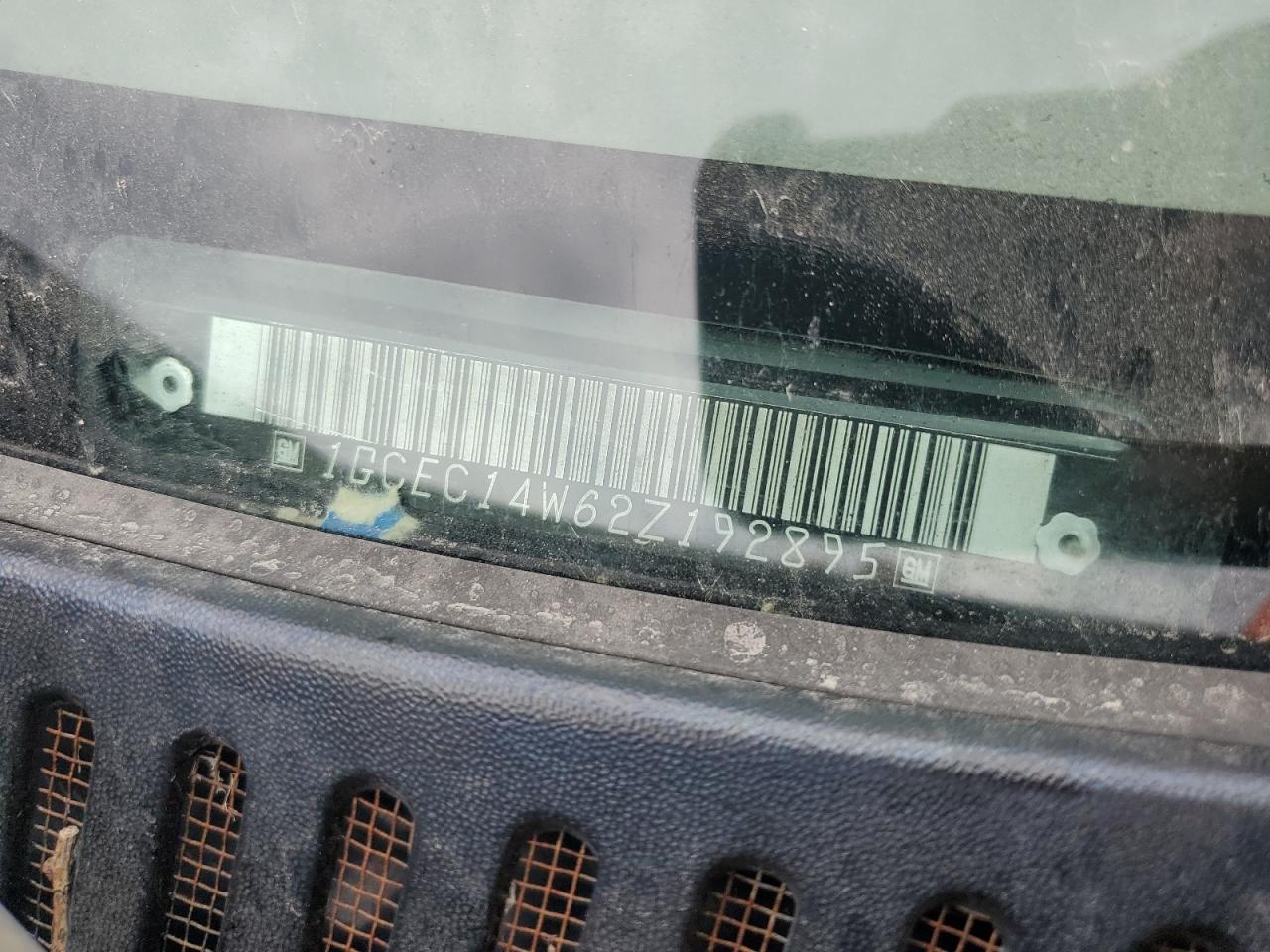 2004 Chevrolet Silverado C1500 VIN: 1GCEC14T44Z215715 Lot: 83760674