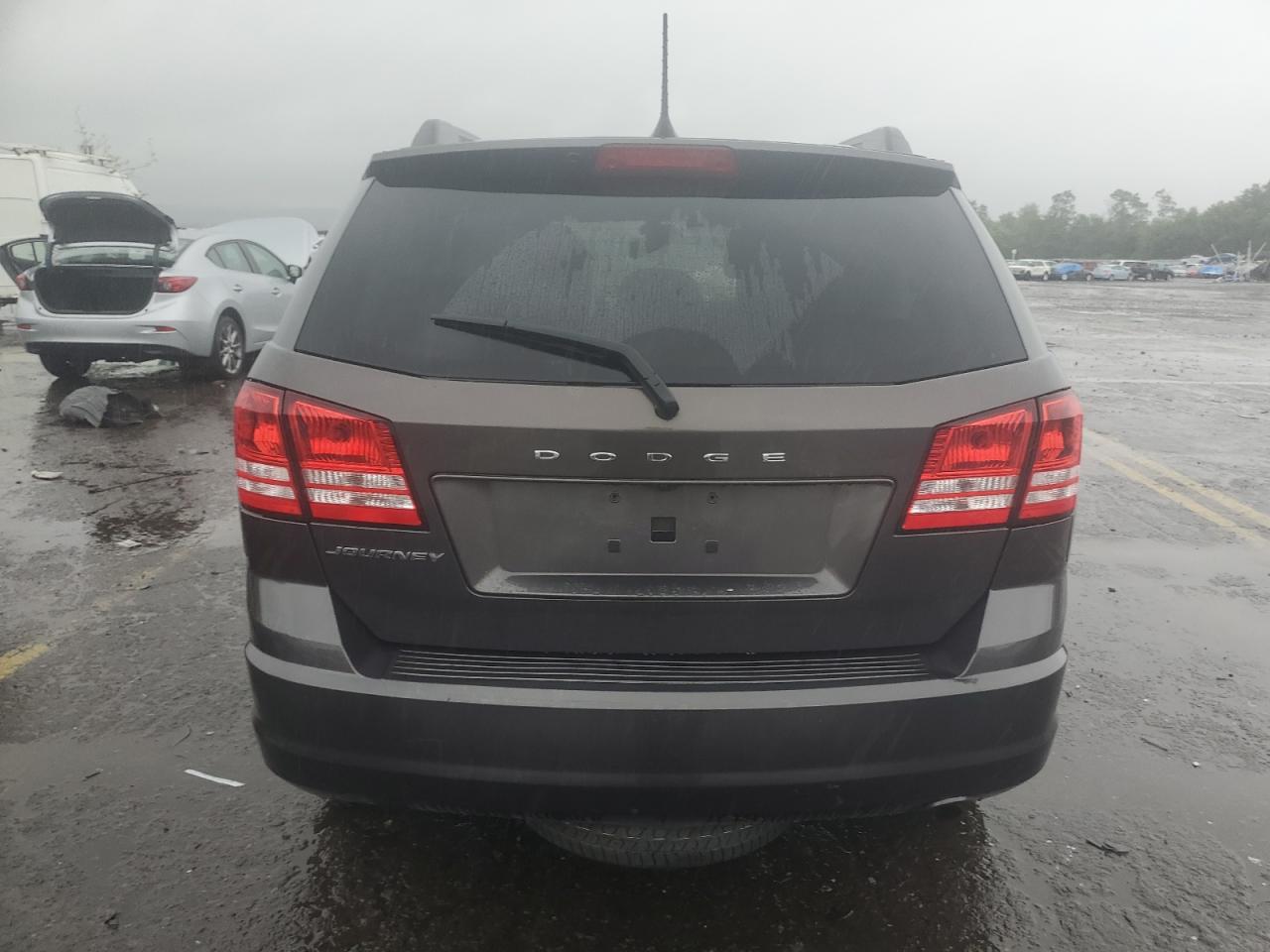 3C4PDCAB3JT534375 2018 Dodge Journey Se