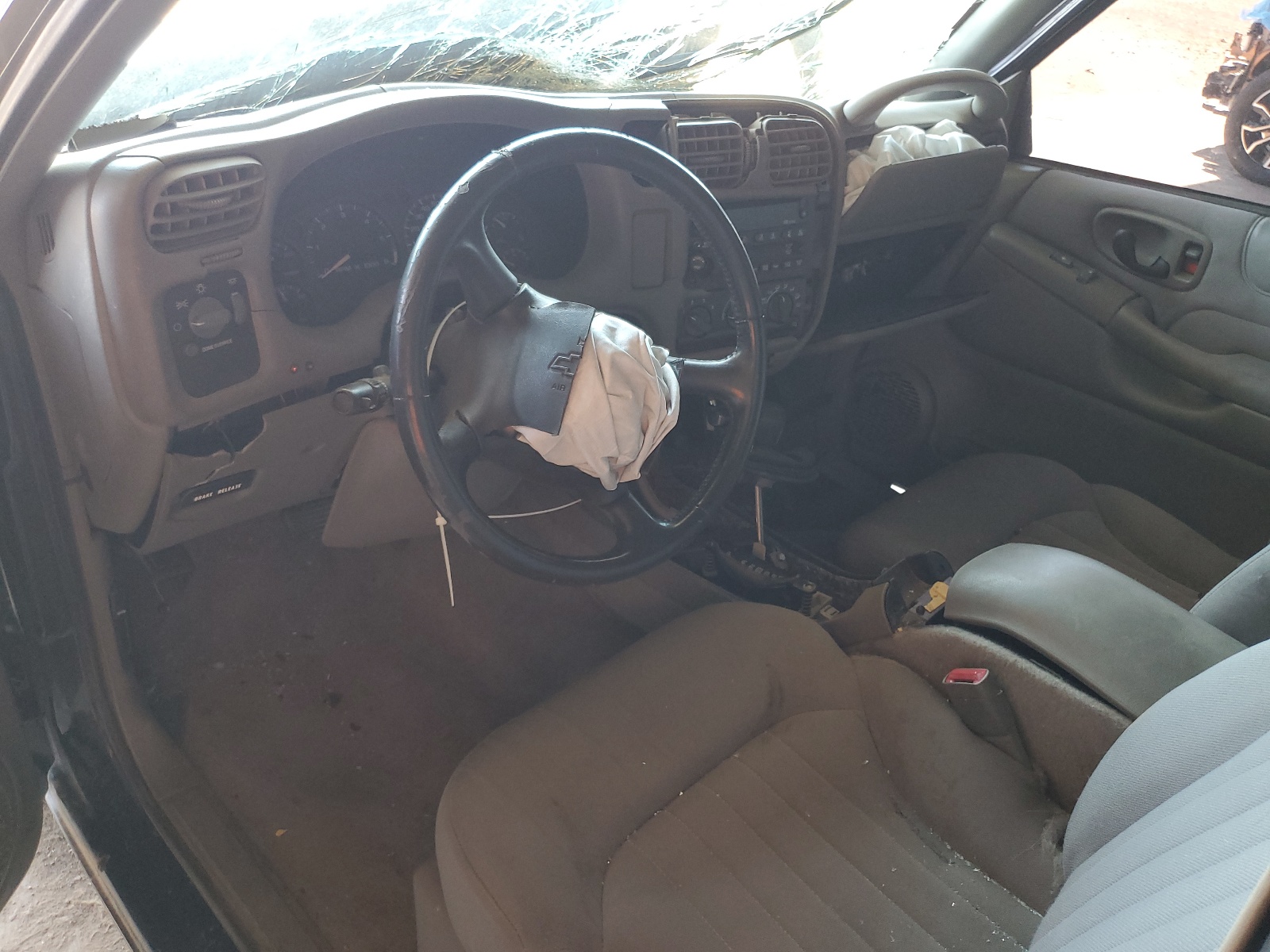 1GNCS18X83K105576 2003 Chevrolet Blazer