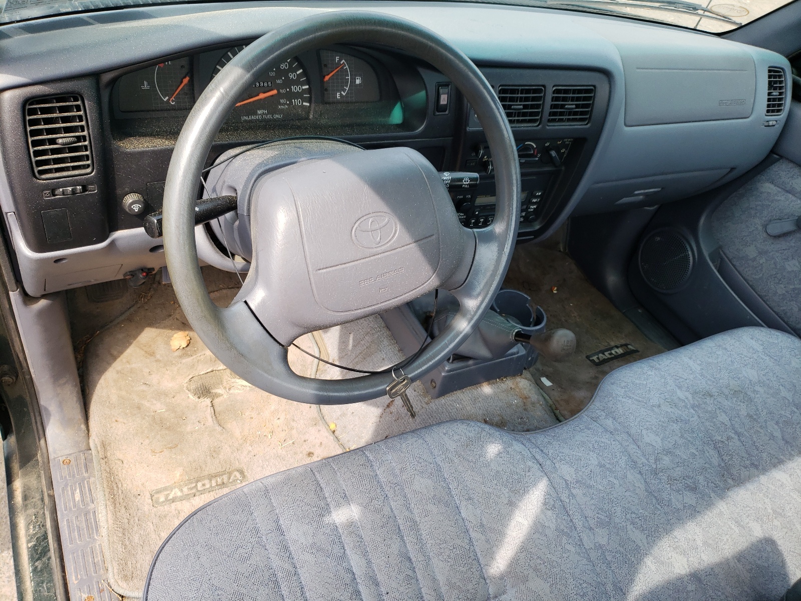 4tanl42n6yz581696 4TANL42N6YZ581696 2000 Toyota Tacoma