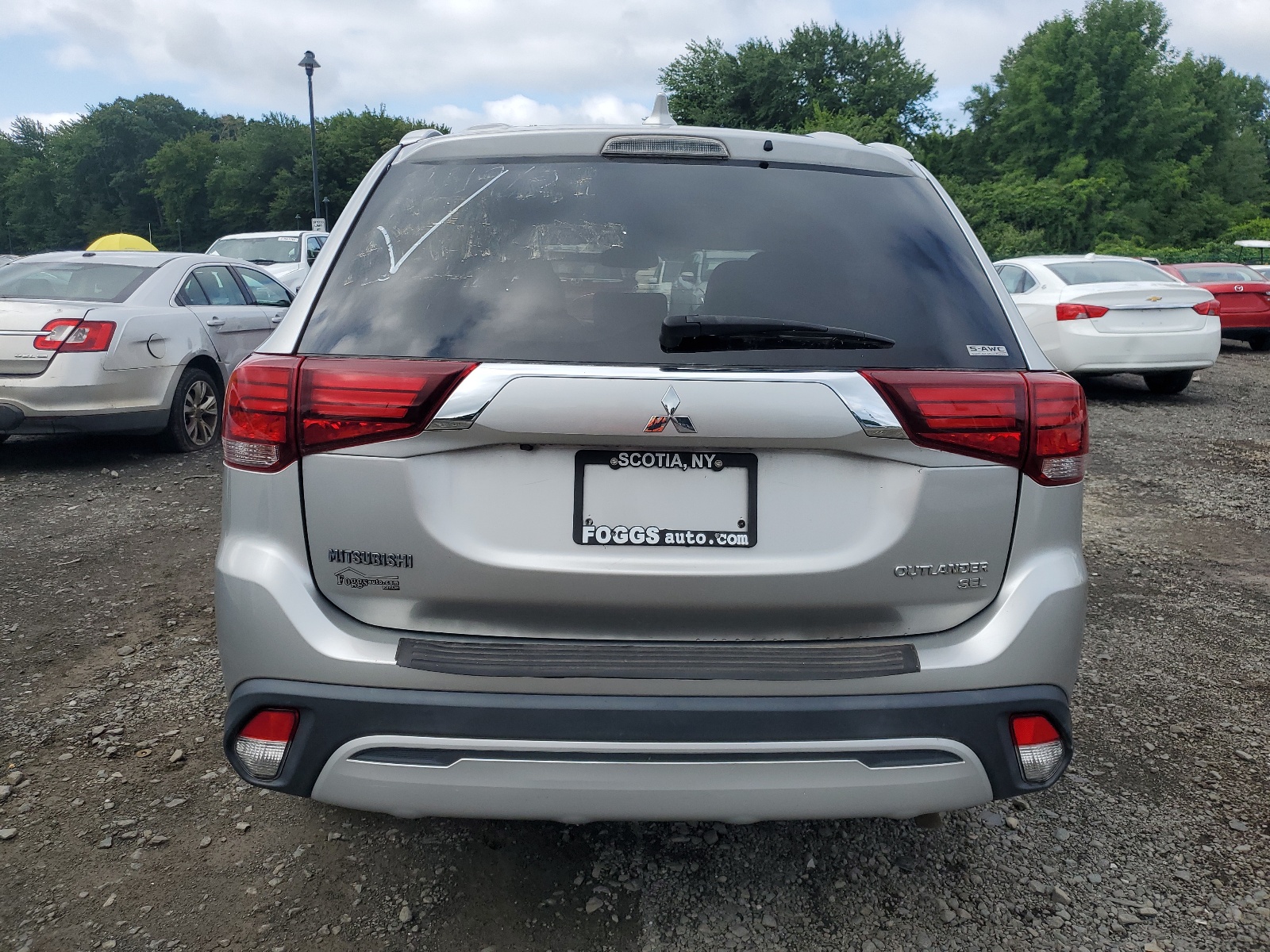 2019 Mitsubishi Outlander Se vin: JA4AZ3A34KZ027487