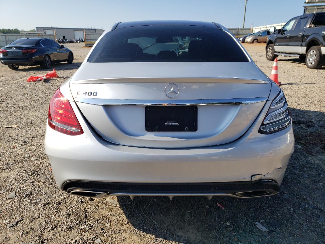 2015 Mercedes-Benz C 300 VIN: 55SWF4JB1FU085990 Lot: 67785654