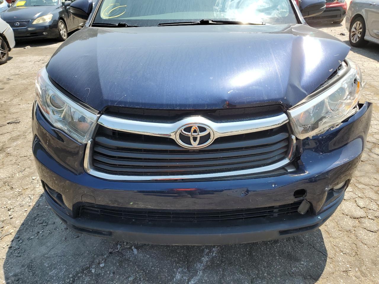 5TDKKRFH2FS114723 2015 Toyota Highlander Xle