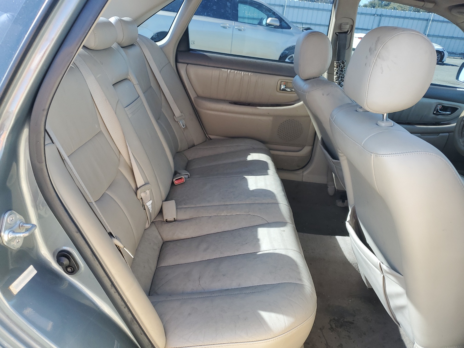 4T1BF28BX2U239992 2002 Toyota Avalon Xl