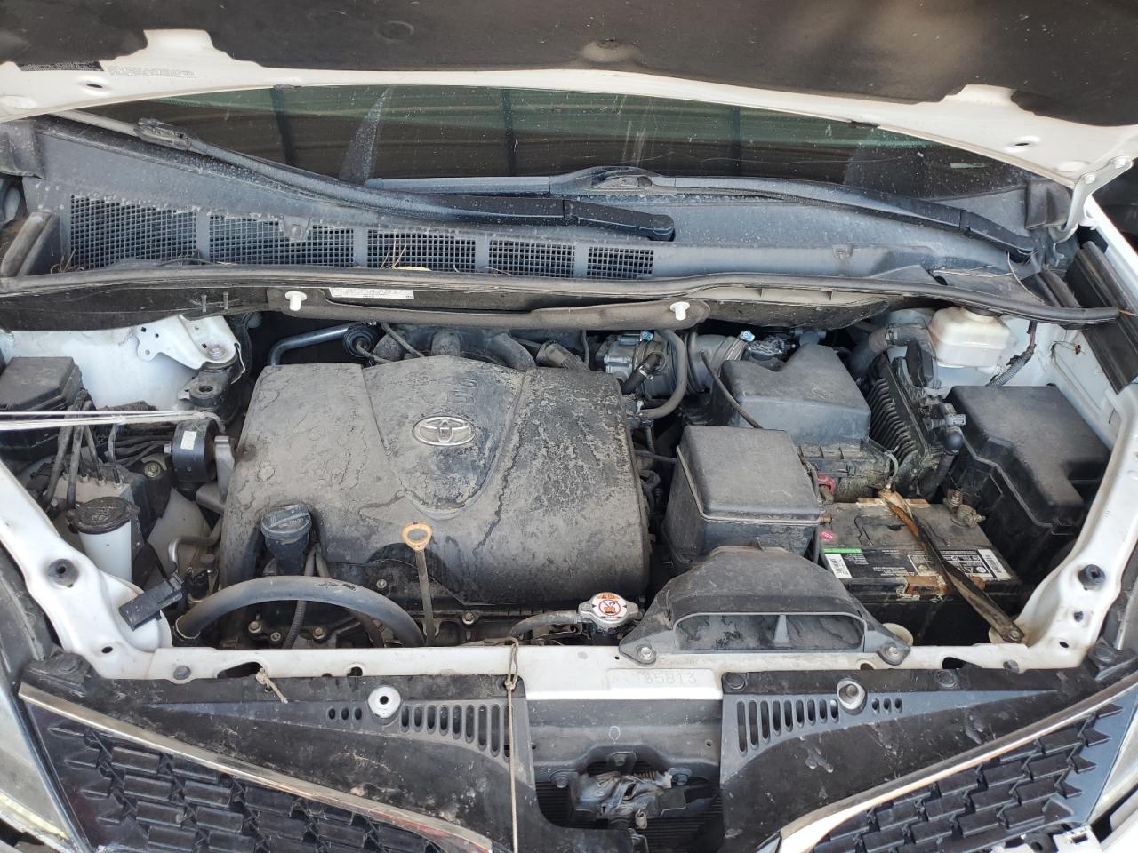 2019 Toyota Sienna - Image 12