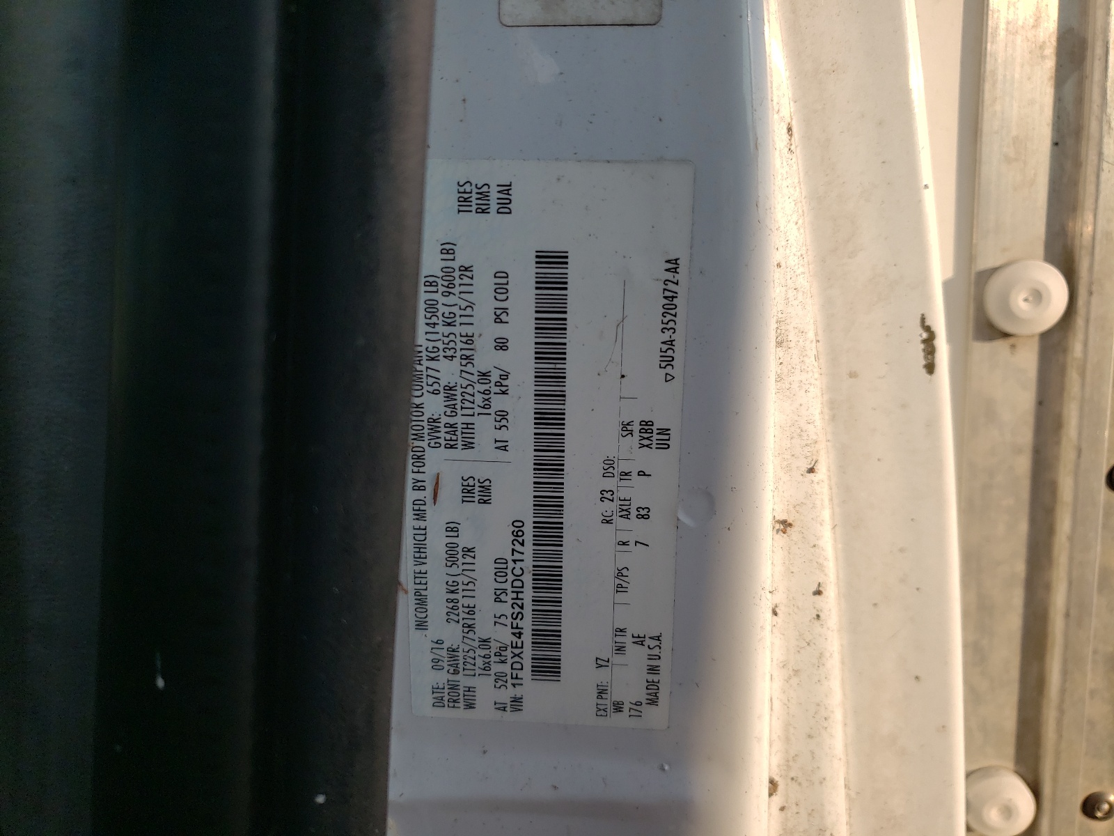 1FDXE4FS2HDC17260 2017 Ford Econoline E450 Super Duty Cutaway Van