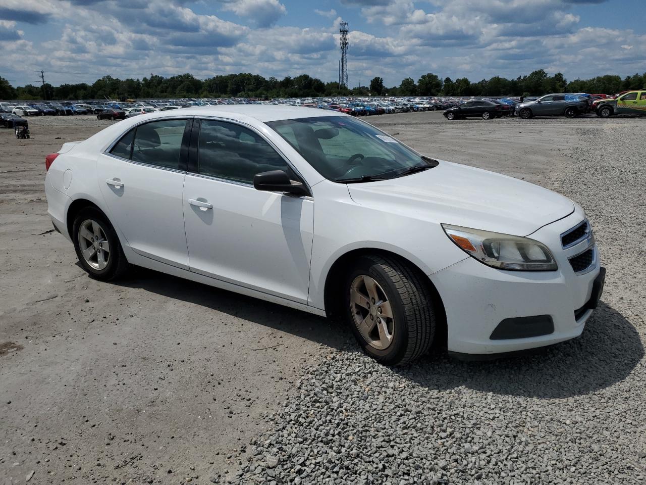 2013 Chevrolet Malibu - Image 4