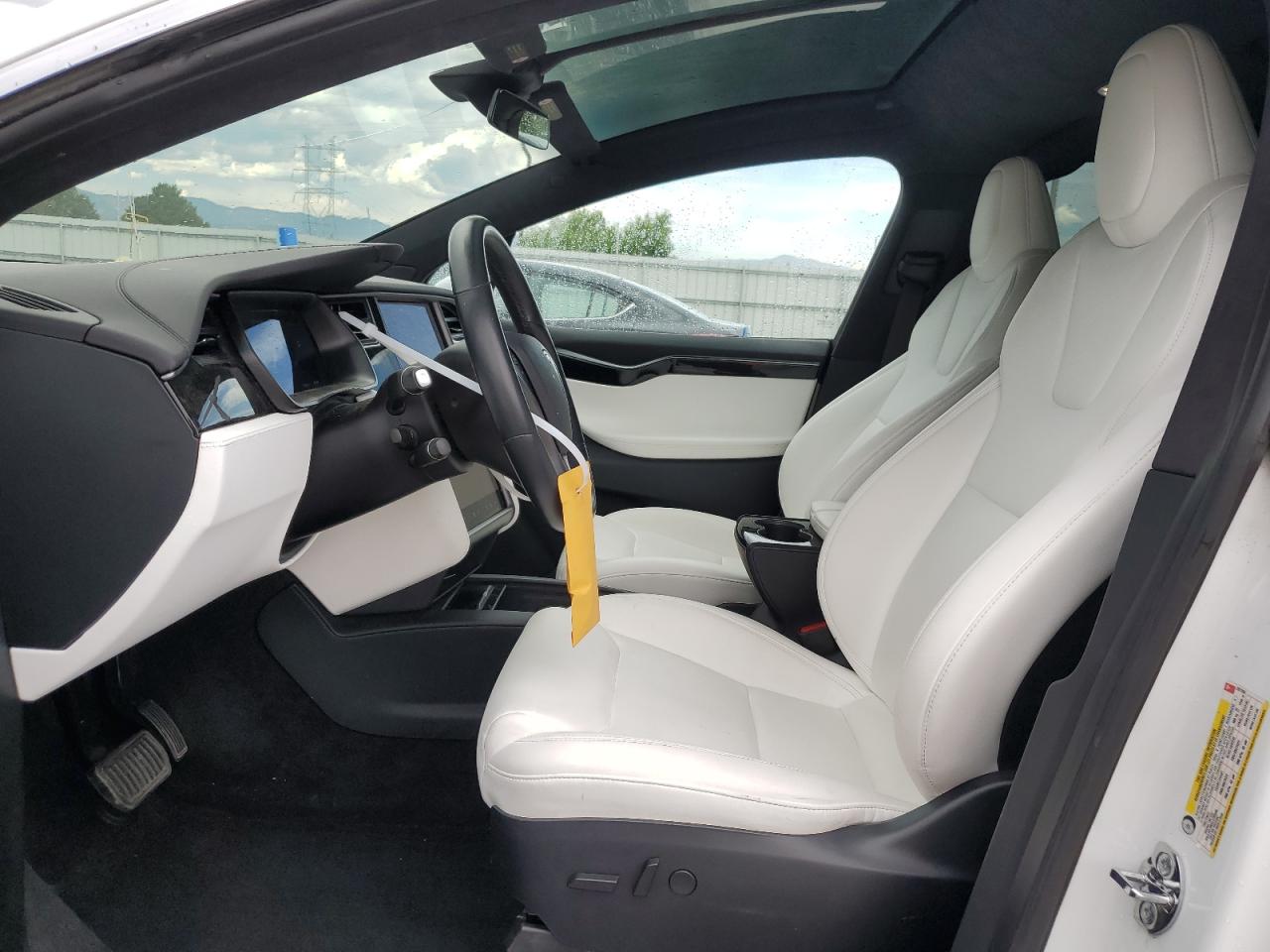 2020 Tesla Model X VIN: 5YJXCBE24LF297355 Lot: 66204924