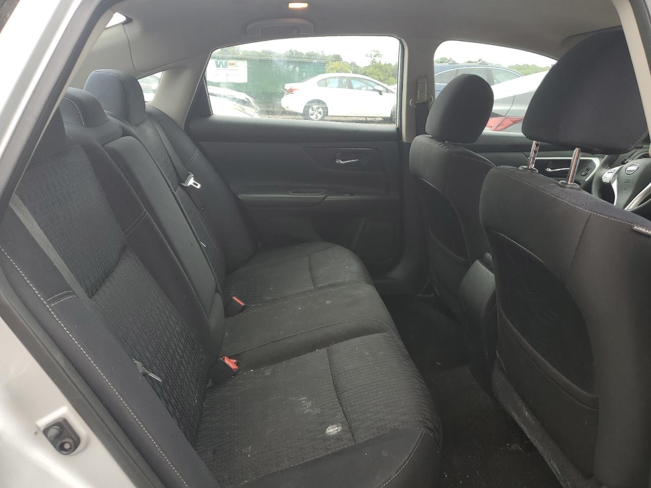 2016 Nissan Altima - Image 10