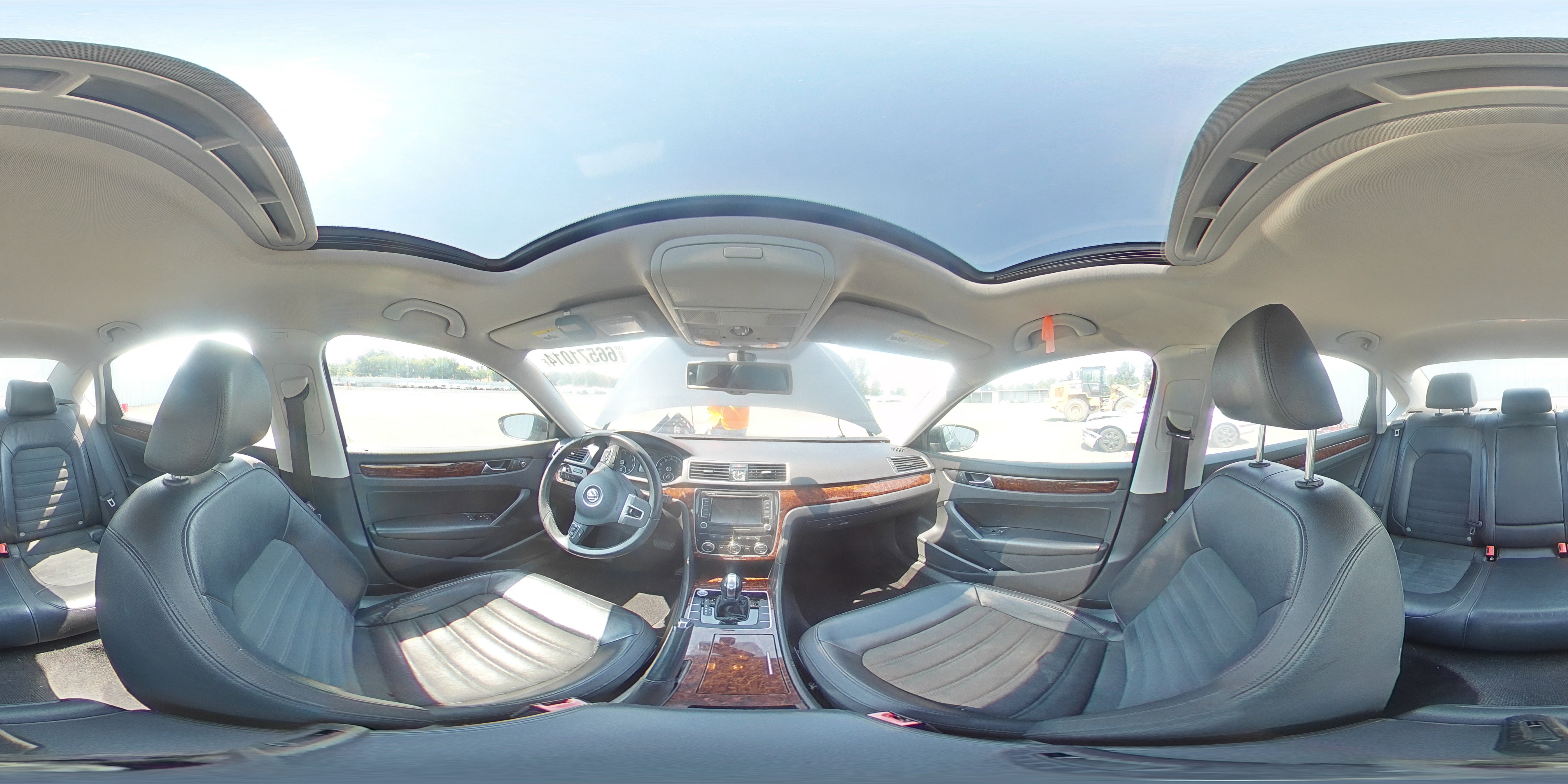 2012 Volkswagen Passat Sel VIN: 1VWCM7A39CC065562 Lot: 66571014