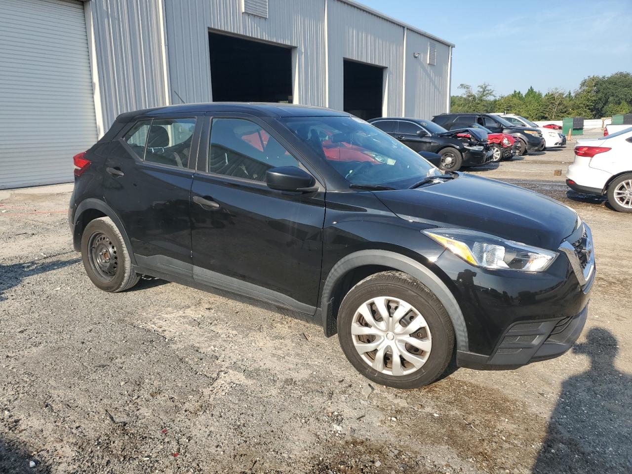 2020 Nissan Kicks - Image 4