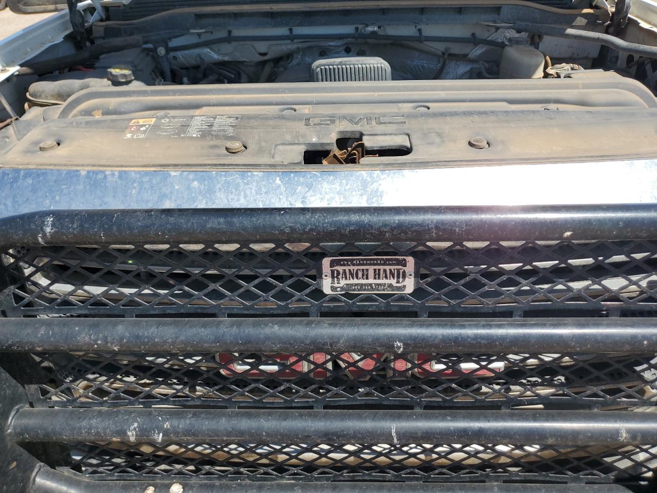 2015 GMC Sierra - Image 12