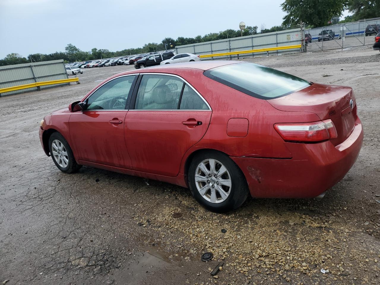 2009 Toyota Camry - Image 2