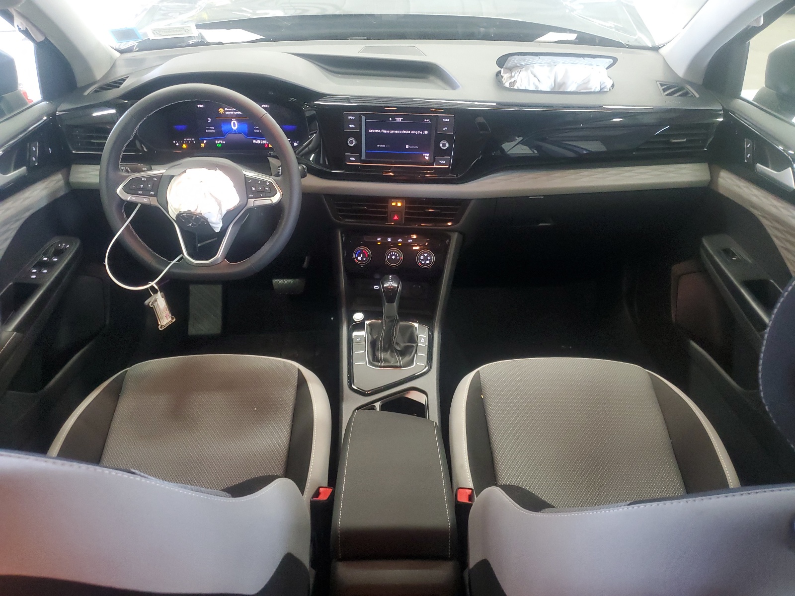 3VV5X7B20RM069078 2024 Volkswagen Taos S