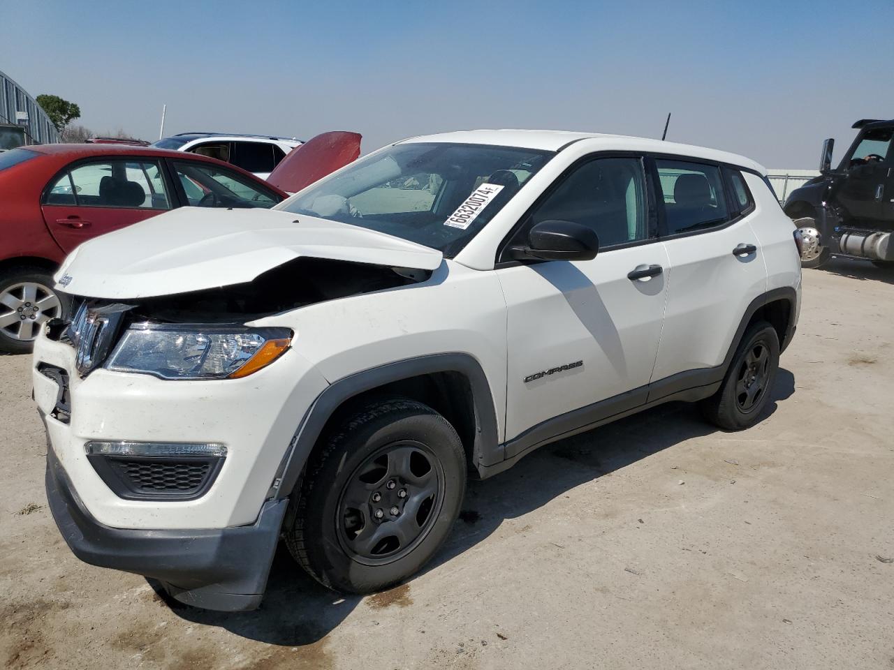 3C4NJDAB1JT191006 2018 JEEP COMPASS - Image 1