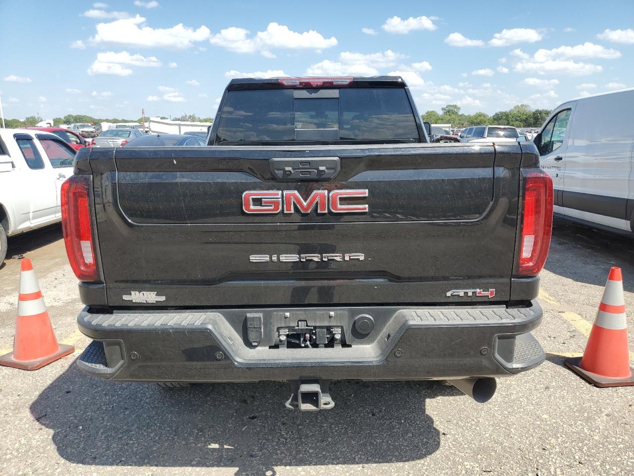 2022 GMC Sierra K2500 At4 VIN: 1GT49PEY7NF244974 Lot: 69642704