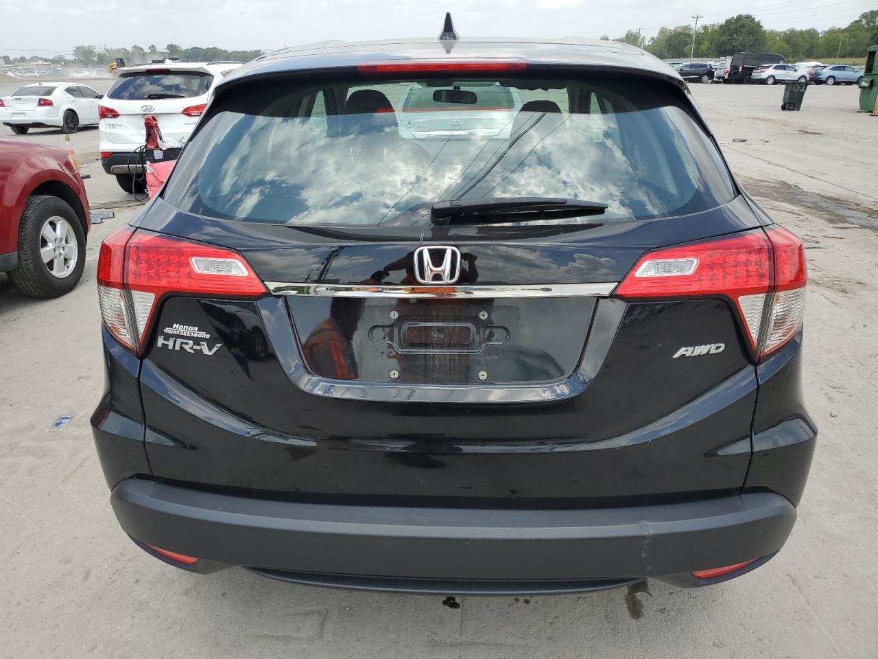 2020 Honda Hr-V Lx VIN: 3CZRU6H37LM715320 Lot: 65784054