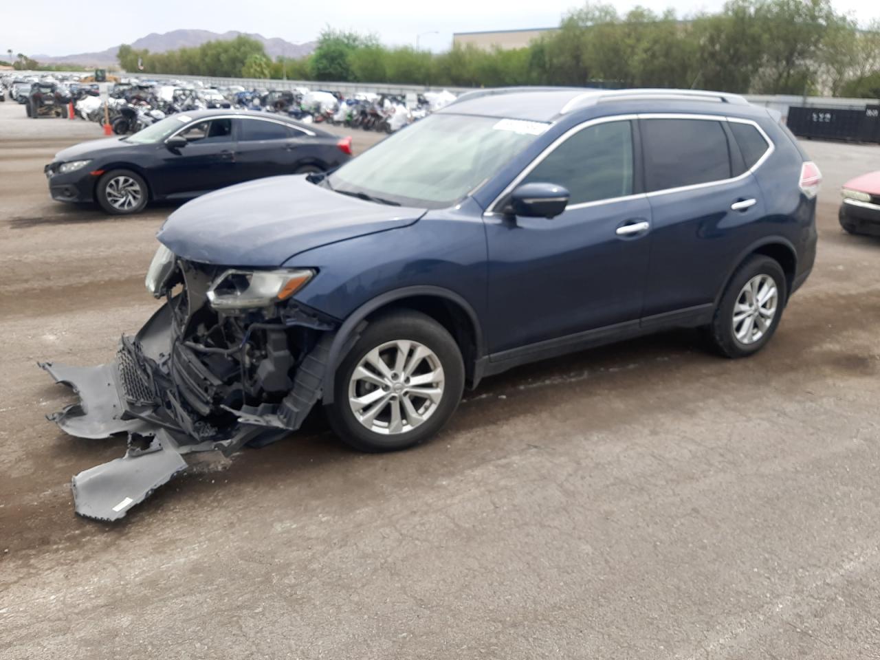 VIN 5N1AT2MV1FC868640 2015 NISSAN ROGUE no.1