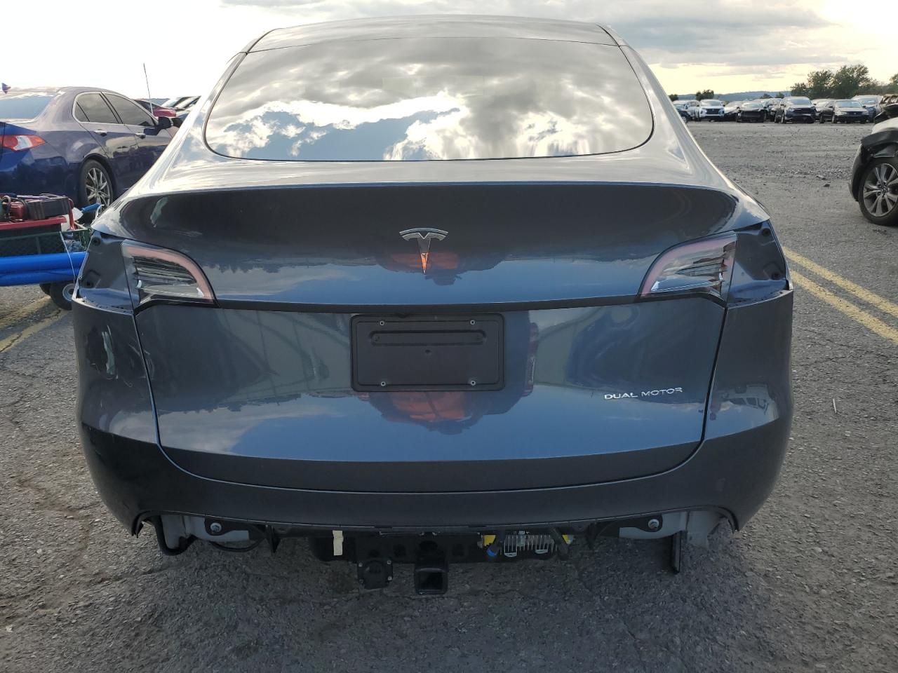 2023 Tesla Model Y VIN: 7SAYGDEE0PF880903 Lot: 66589824