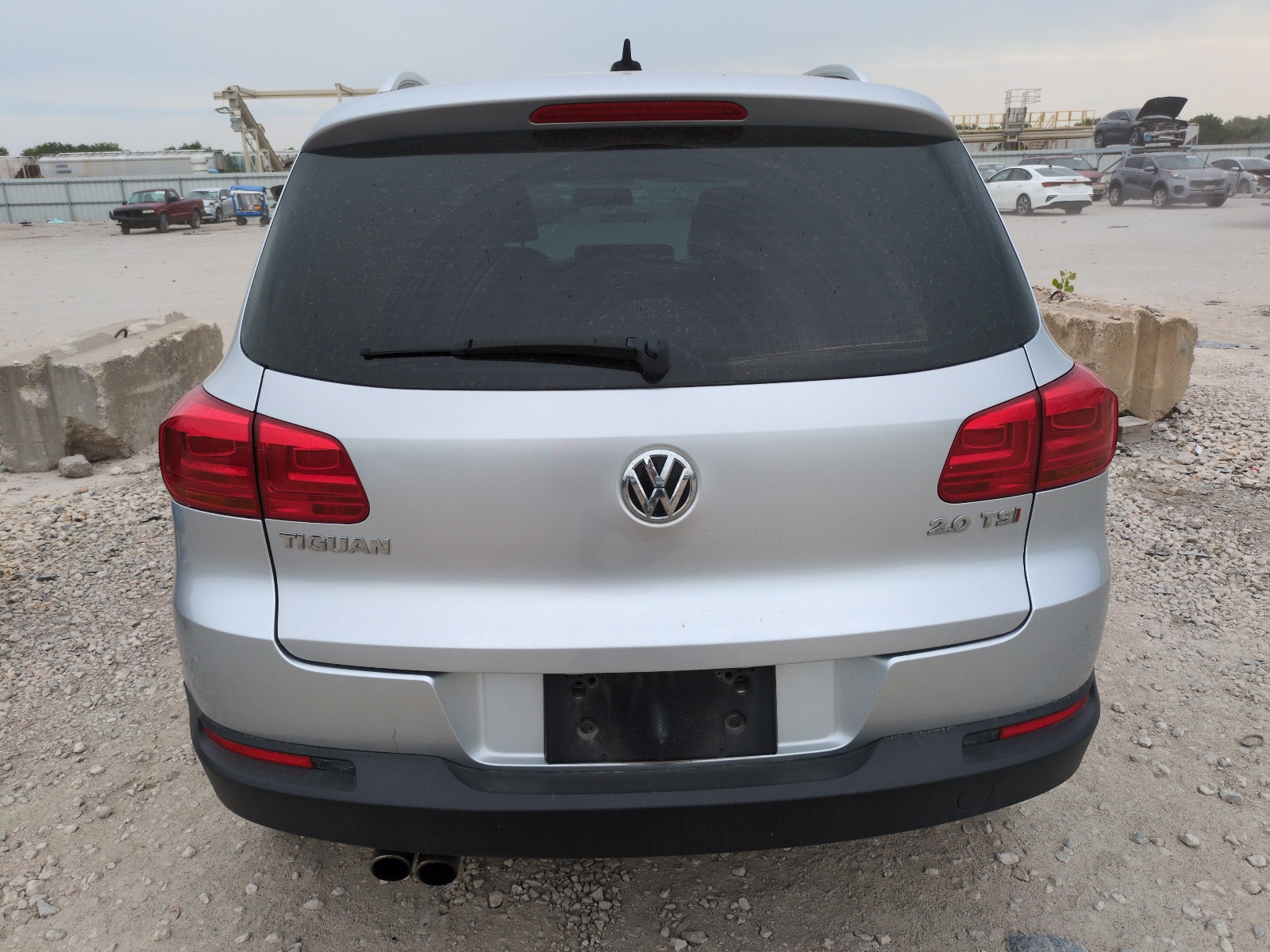 WVGAV7AX5FW605868 2015 Volkswagen Tiguan S