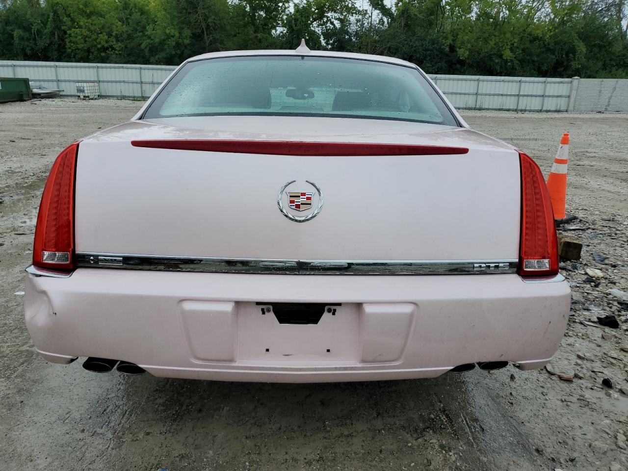 2010 Cadillac Dts VIN: 1G6KA5EYXAU132780 Lot: 67650664