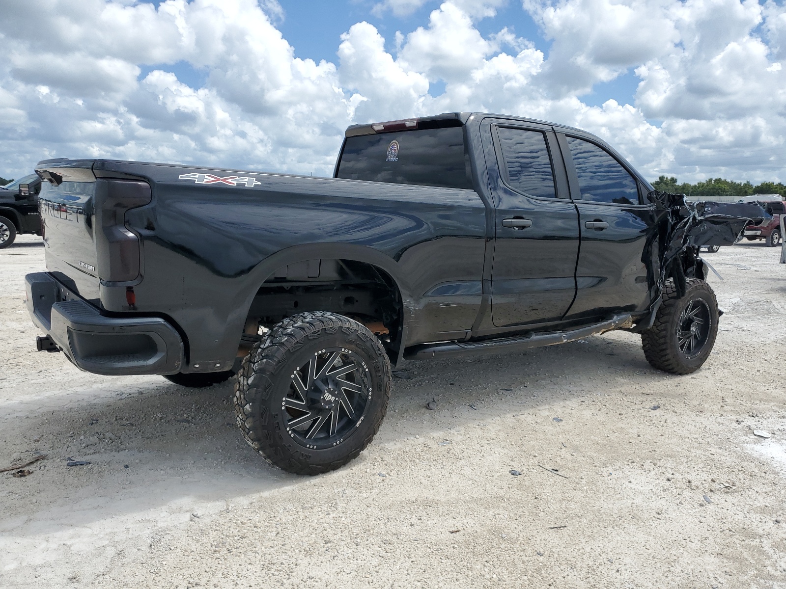 2019 Chevrolet Silverado K1500 Custom vin: 1GCRYBEF3KZ285784