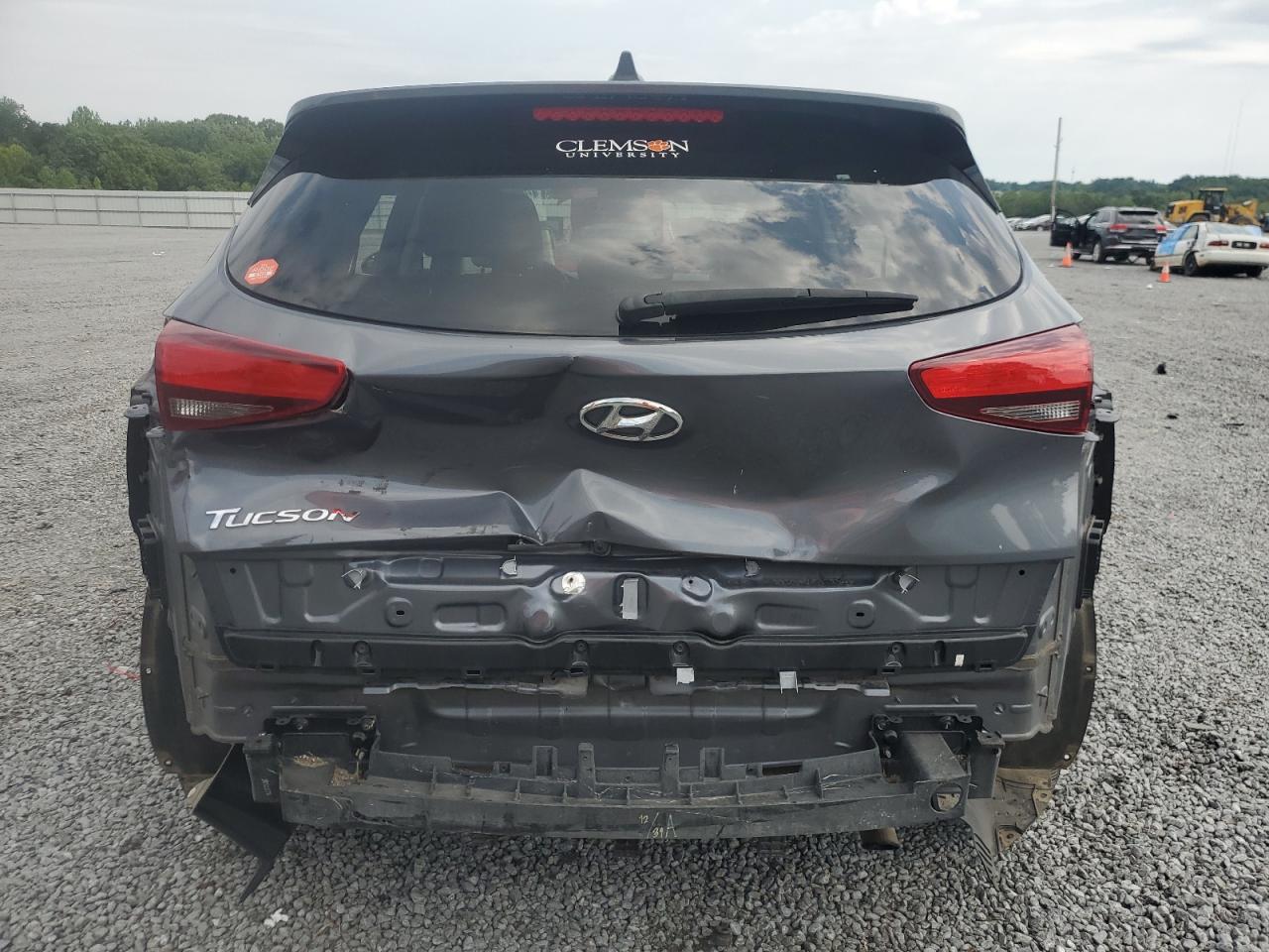 KM8J23A4XKU934174 2019 Hyundai Tucson Se