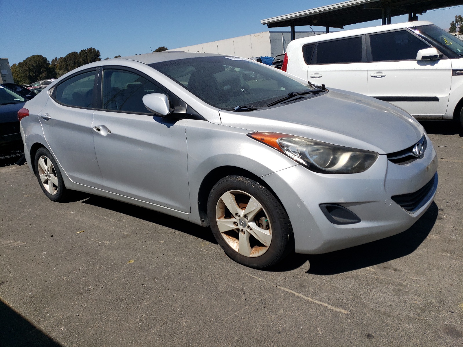 2013 Hyundai Elantra Gls vin: KMHDH4AE4DU698814