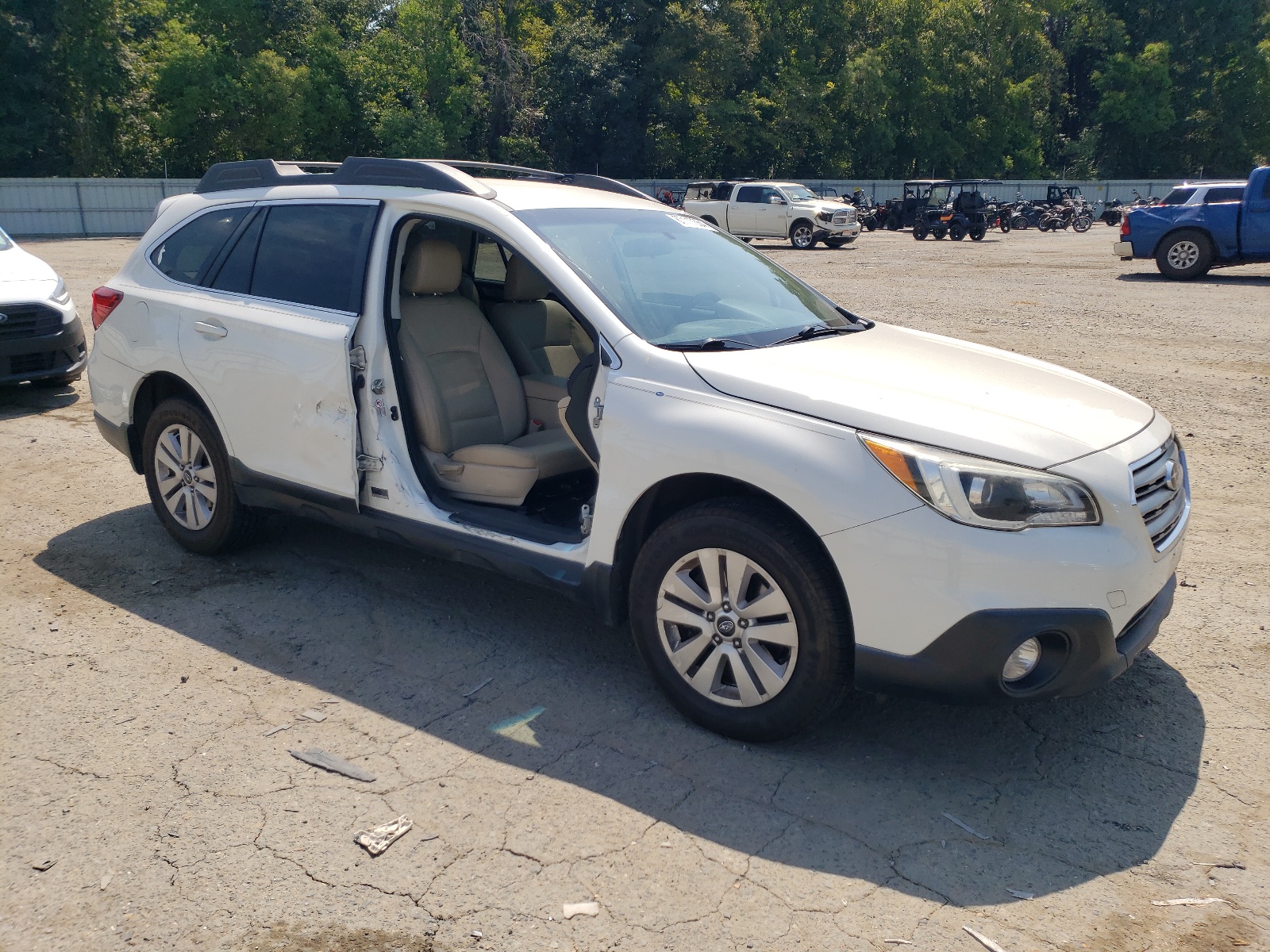 2017 Subaru Outback 2.5I Premium vin: 4S4BSACC8H3250705