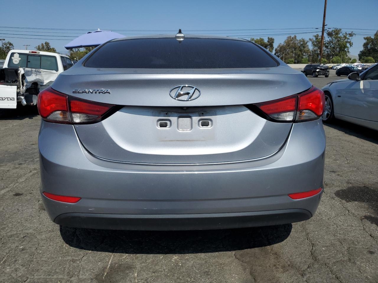2016 Hyundai Elantra Se VIN: 5NPDH4AE5GH714487 Lot: 69044834