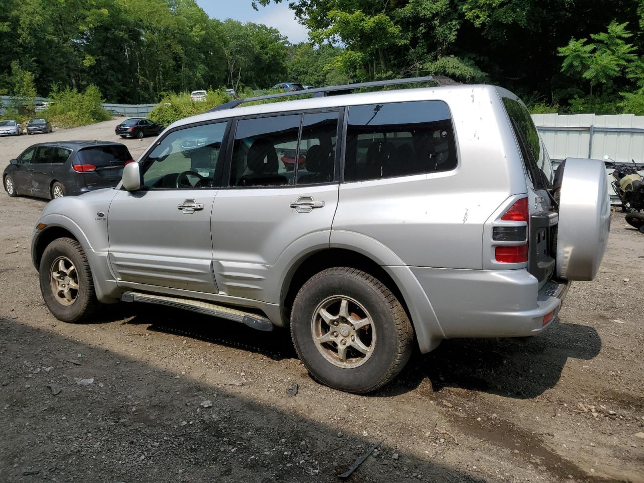 2002 Mitsubishi Montero Limited VIN: JA4MW51R02J021352 Lot: 66467694