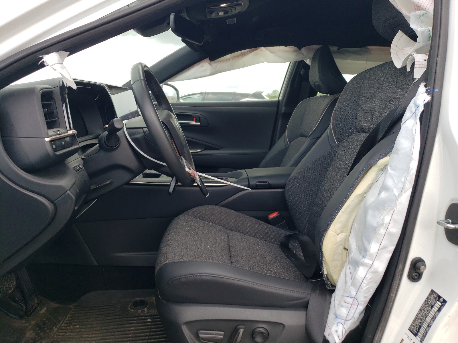 JTDAAAAF1P3006263 2023 Toyota Crown Xle