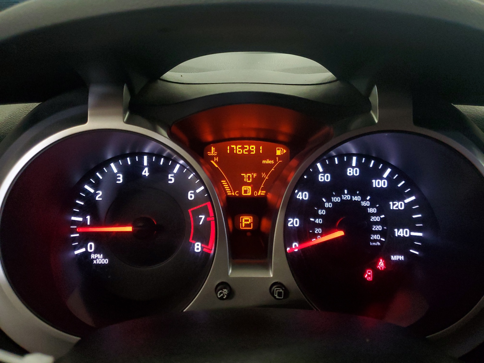 2012 Nissan Juke S vin: JN8AF5MVXCT124483