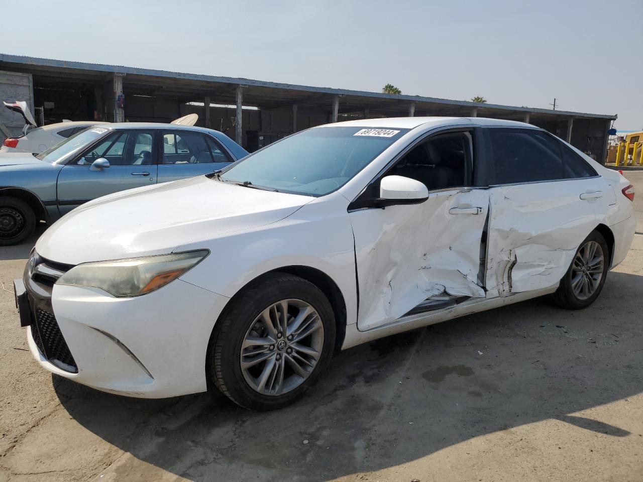 4T1BF1FK6GU547407 2016 TOYOTA CAMRY - Image 1